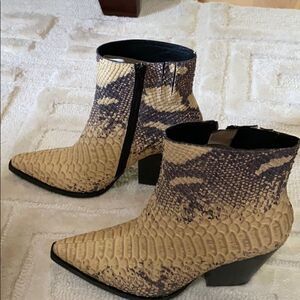 FREE PEOPLE JEFFREY CAMPBELL Flynn Ankle Boots